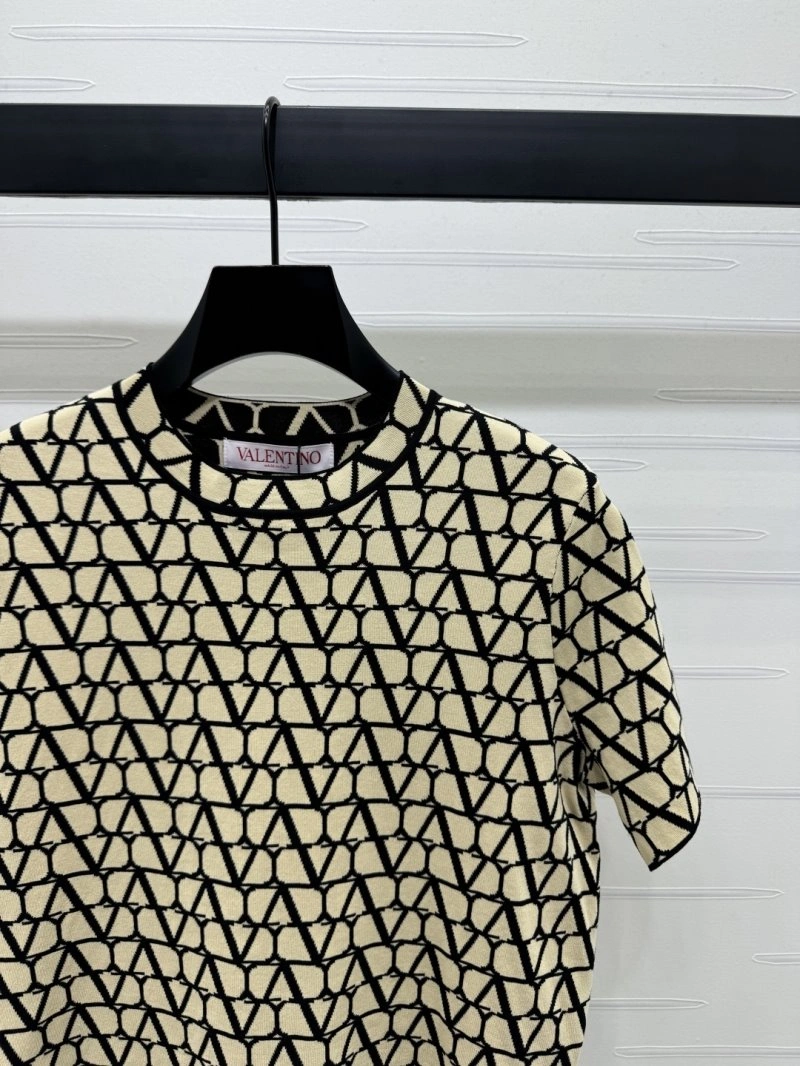 Valentino T-Shirts Flexible 174537