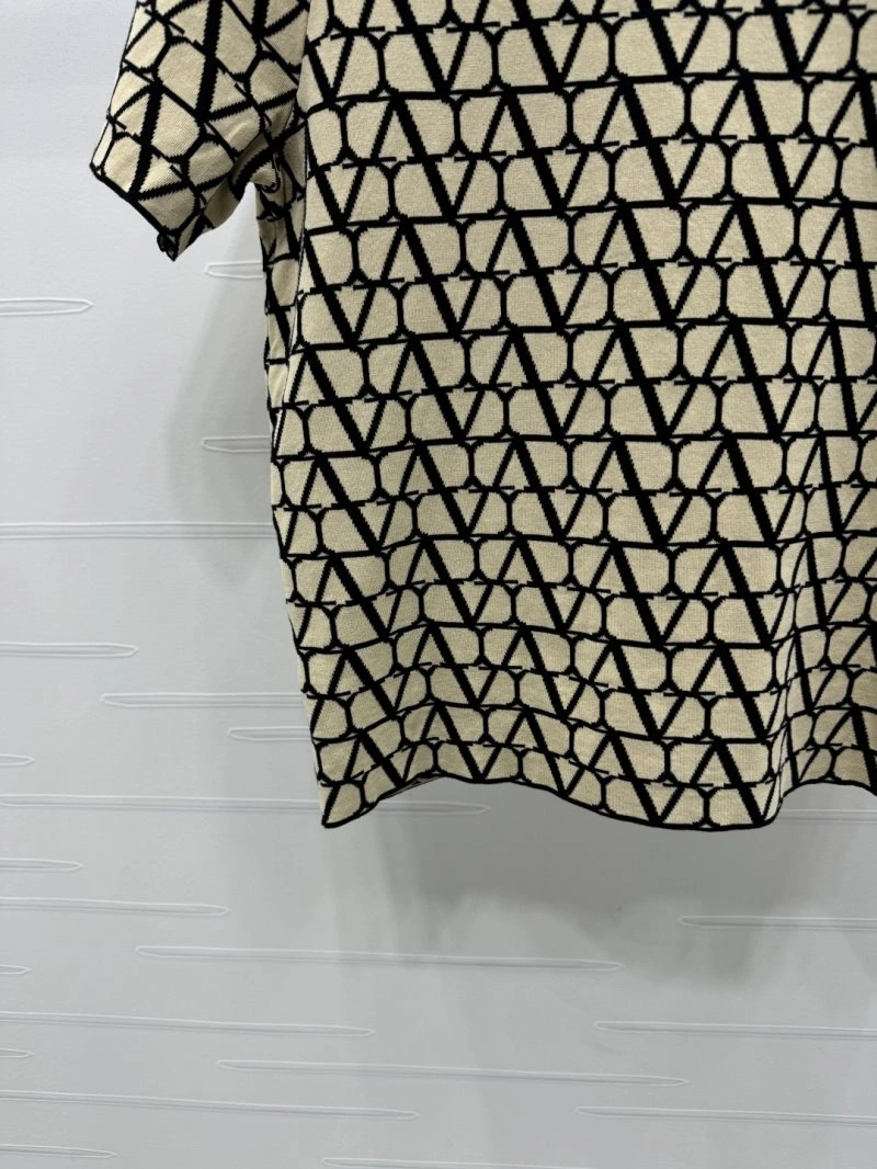 Valentino T-Shirts Flexible 174537