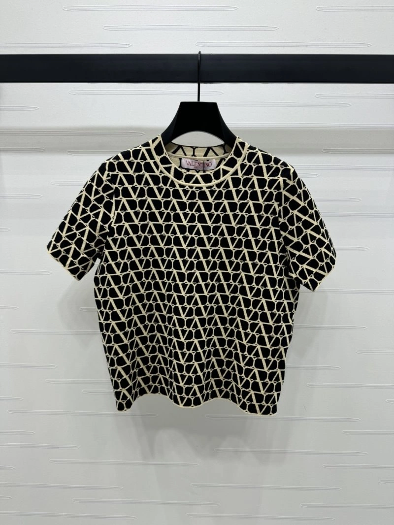 Snug Valentino T-Shirts 174612