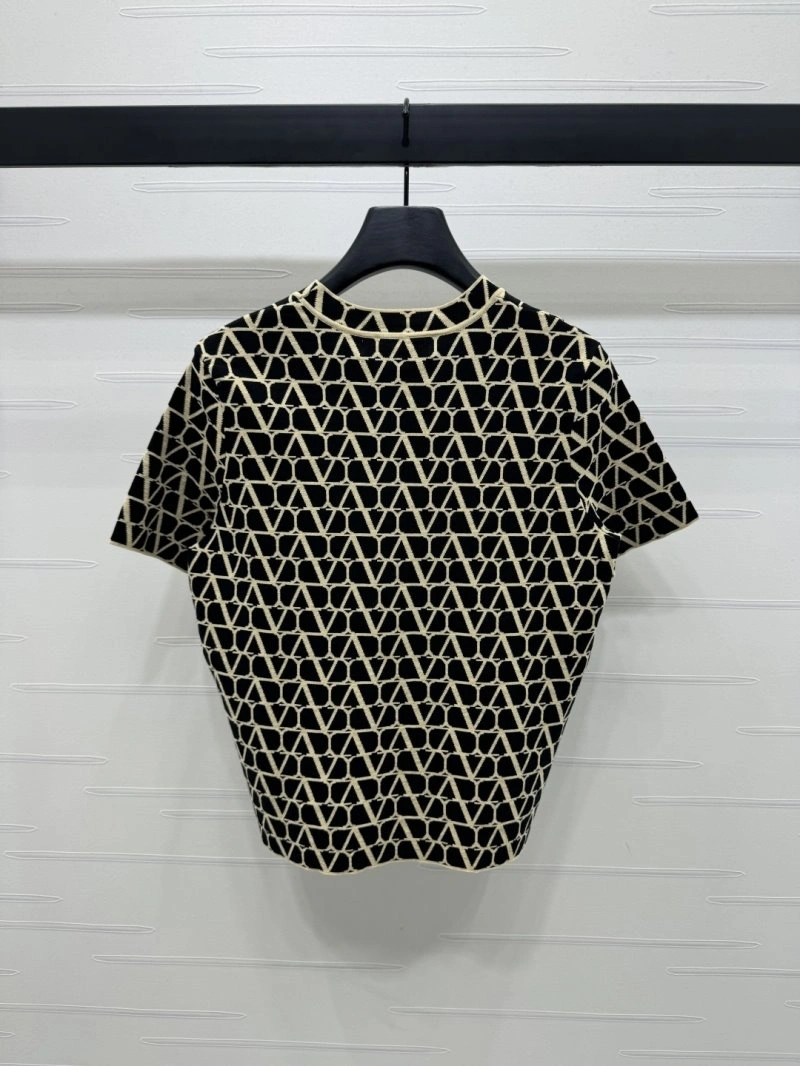 Snug Valentino T-Shirts 174612
