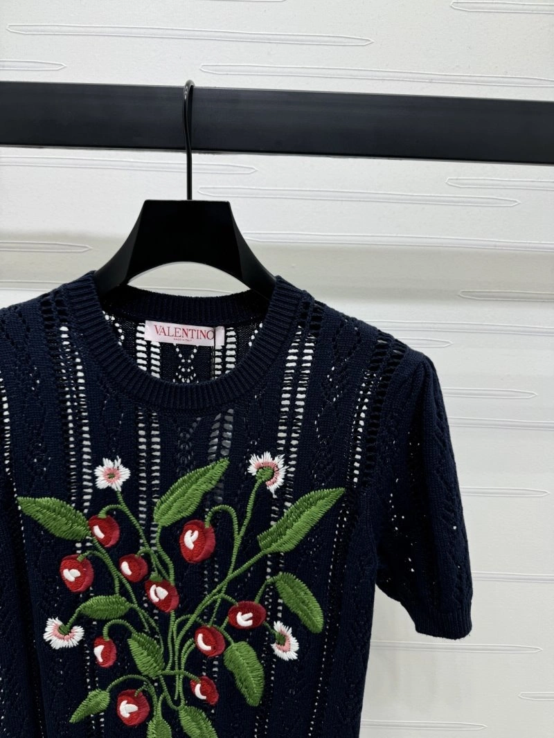 Valentino T-Shirts Stretchable 174554