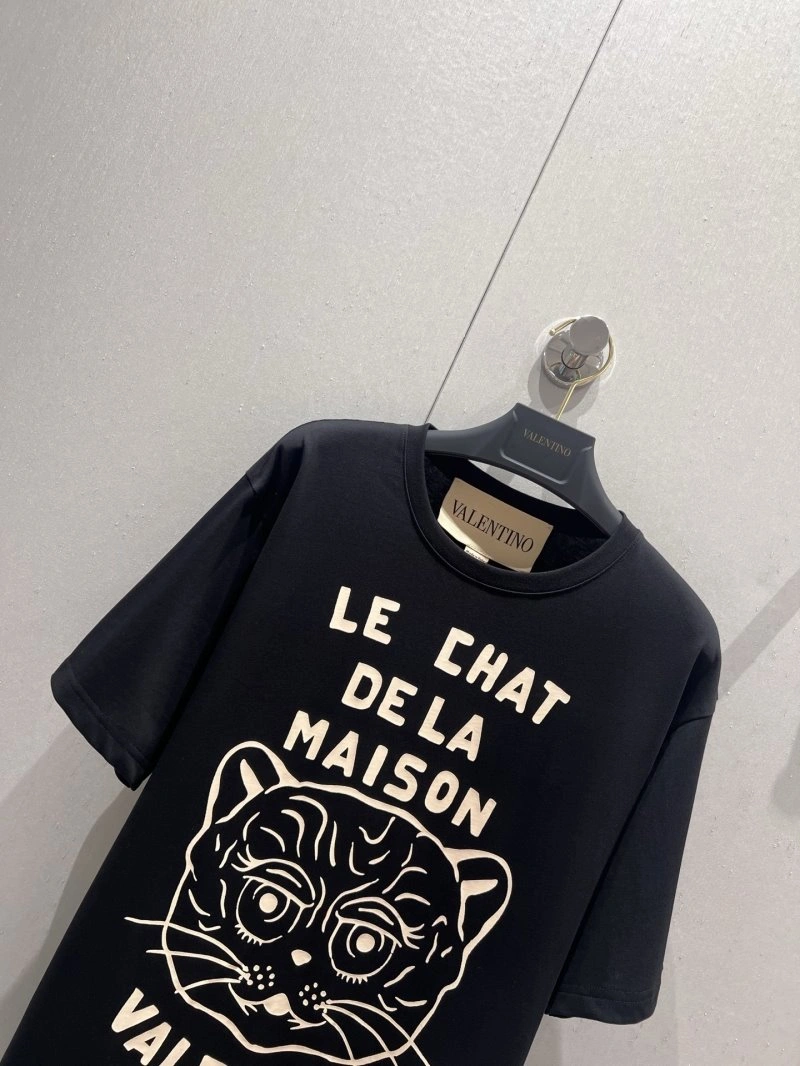 Valentino T-Shirts UrbanChic 174170