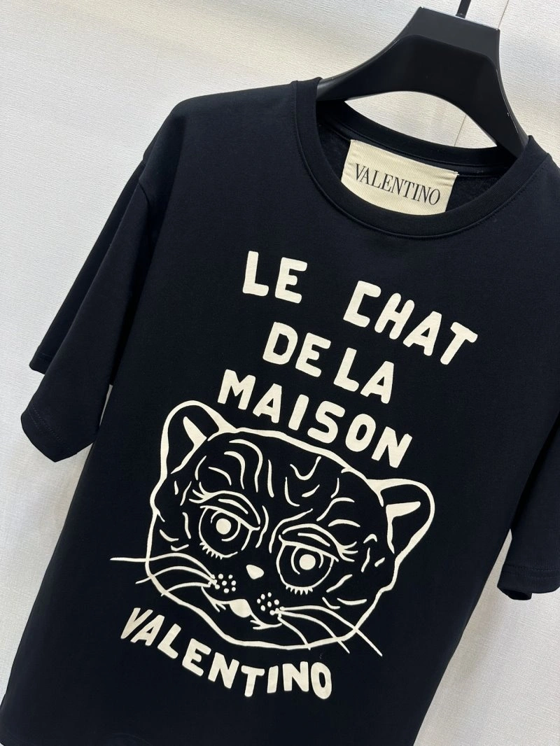 Seasonal Valentino T-Shirts 174130