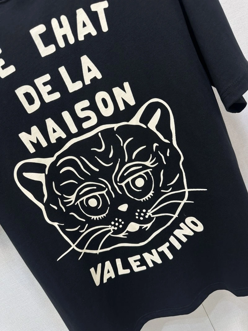 Seasonal Valentino T-Shirts 174130