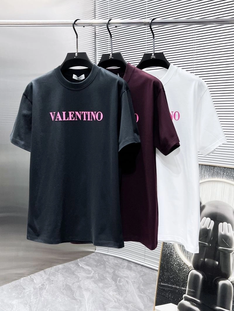 Valentino T-Shirts Sleek 174829