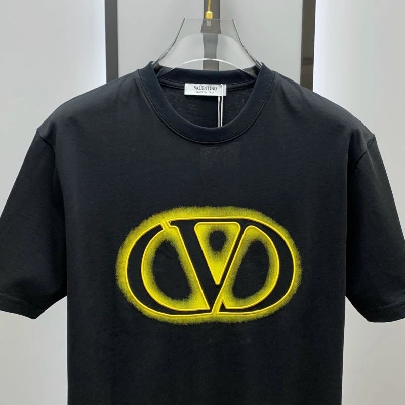 Affordable Valentino T-Shirts 174820