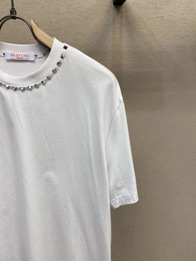 Valentino T-Shirts Chic 174821