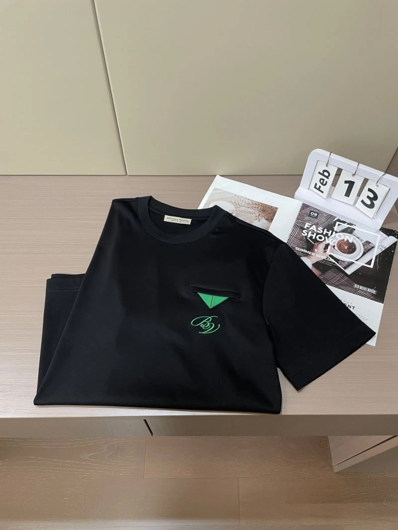TechFriendly Valentino T-Shirts 174823