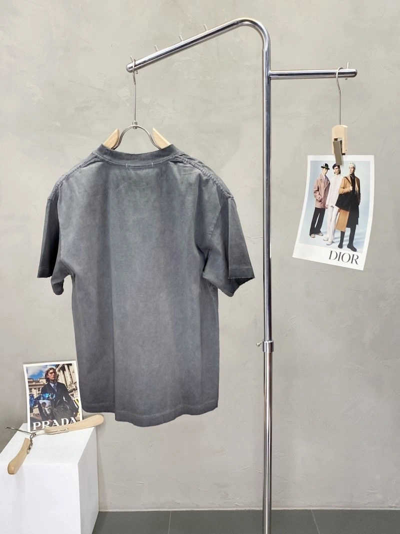 Sleek Valentino T-Shirts 174784