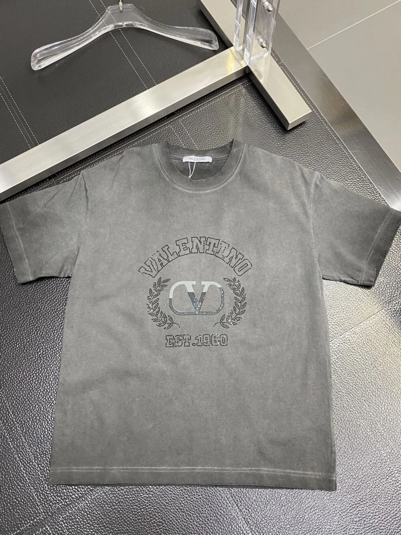 Sleek Valentino T-Shirts 174784