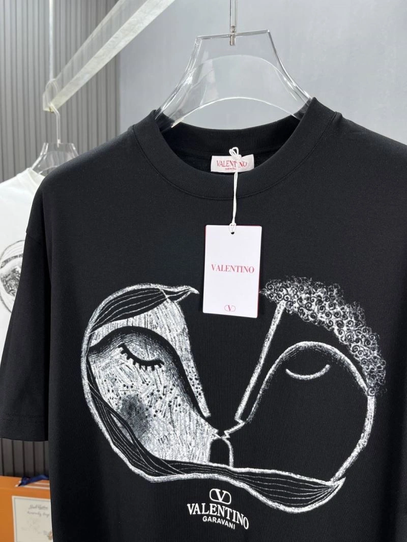 NewStyle Valentino T-Shirts 174750