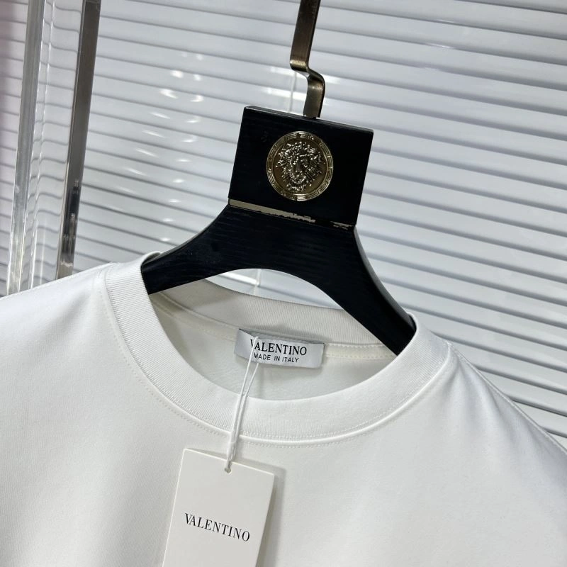 Premium Valentino T-Shirts 174744