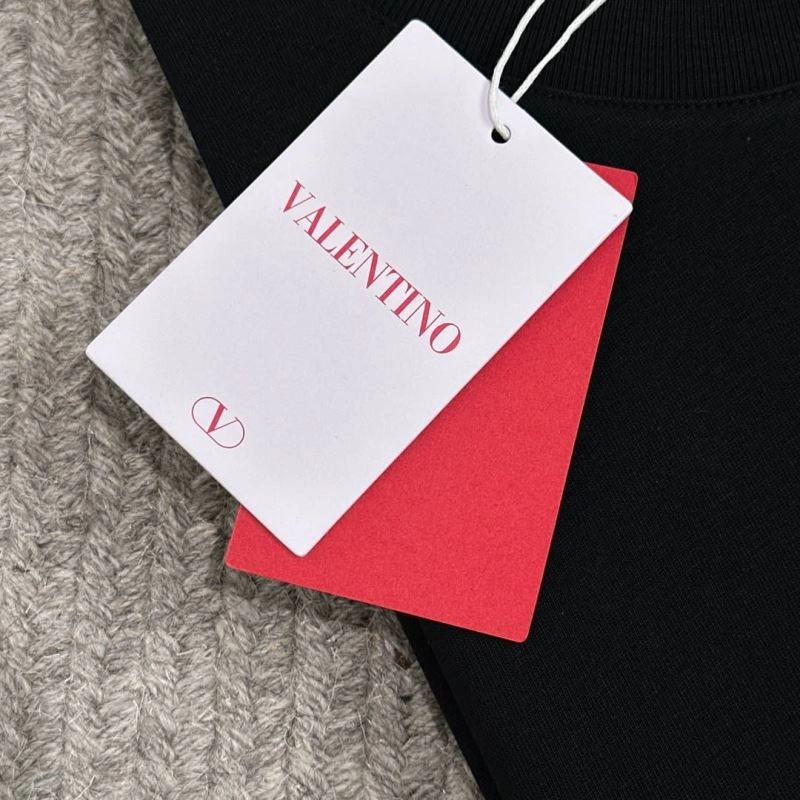 Fashionable Valentino T-Shirts 174743