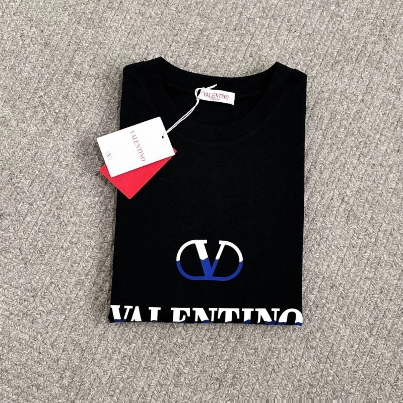 Fashionable Valentino T-Shirts 174743