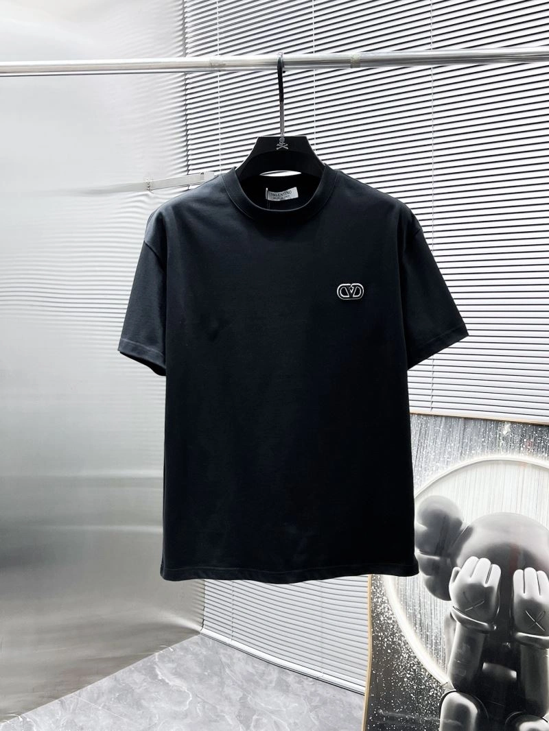 UrbanStyle Valentino T-Shirts 174742