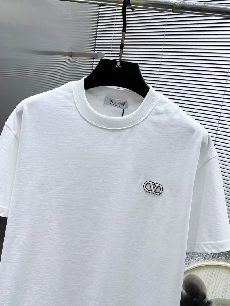 UrbanStyle Valentino T-Shirts 174742
