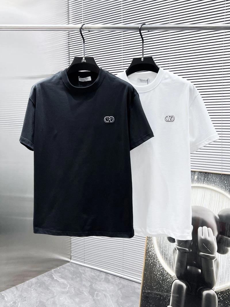 UrbanStyle Valentino T-Shirts 174742