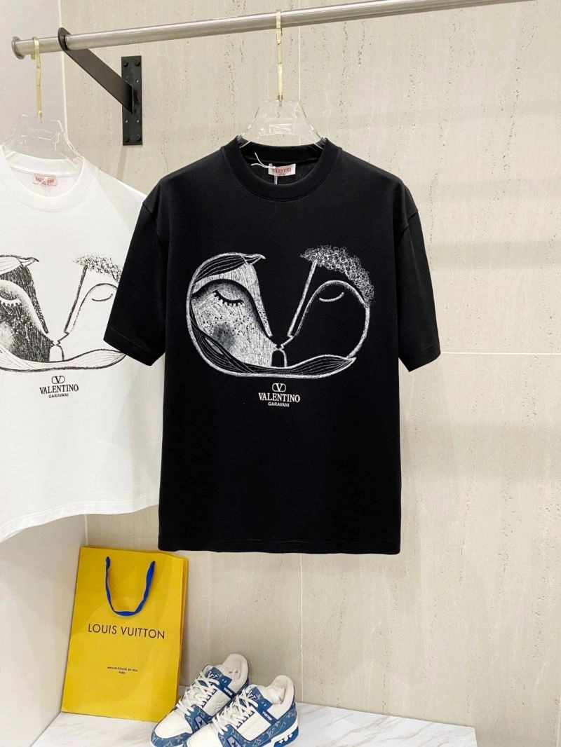 Effortless Valentino T-Shirts 174789