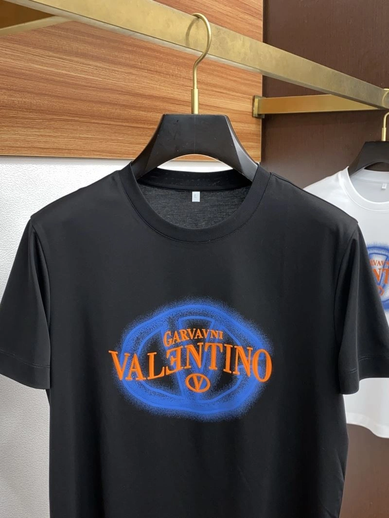 Valentino T-Shirts Comfortable 174728
