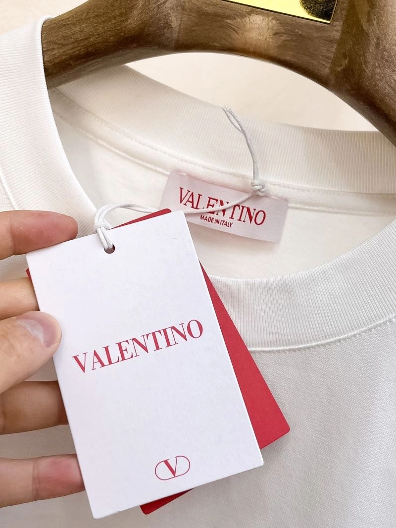 Efficient Valentino T-Shirts 174726