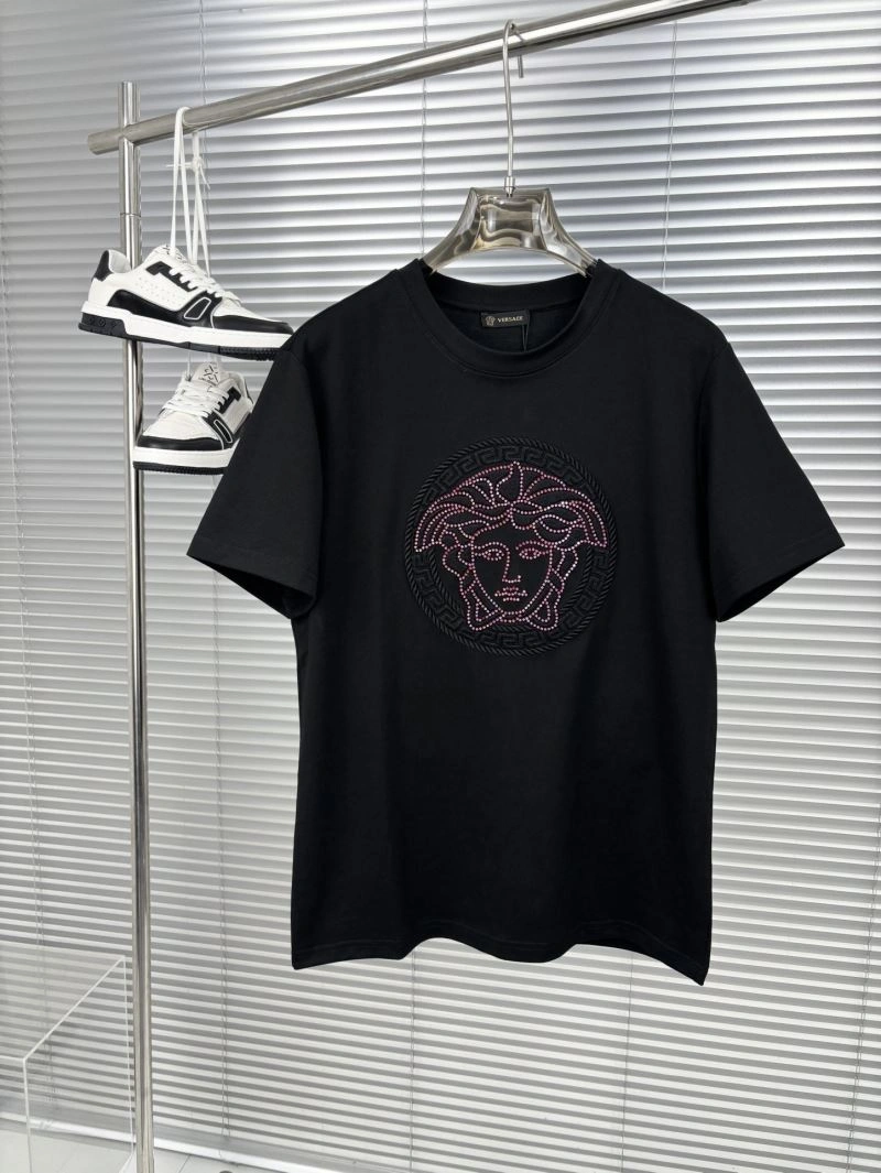 Valentino T-Shirts Chic 174759