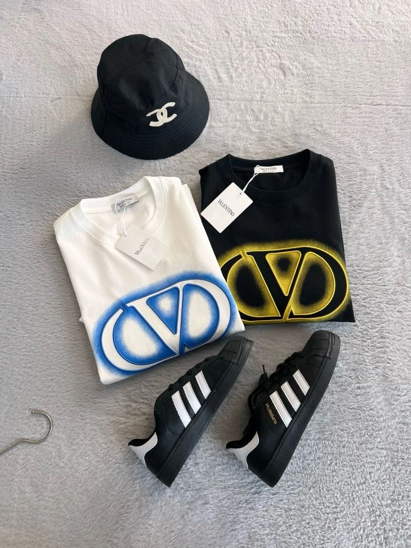 StreetReady Valentino T-Shirts 174719