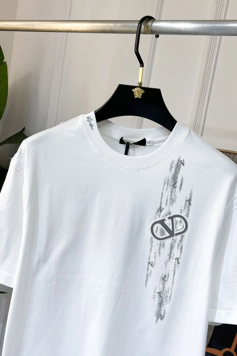 Valentino T-Shirts Youthful 174723