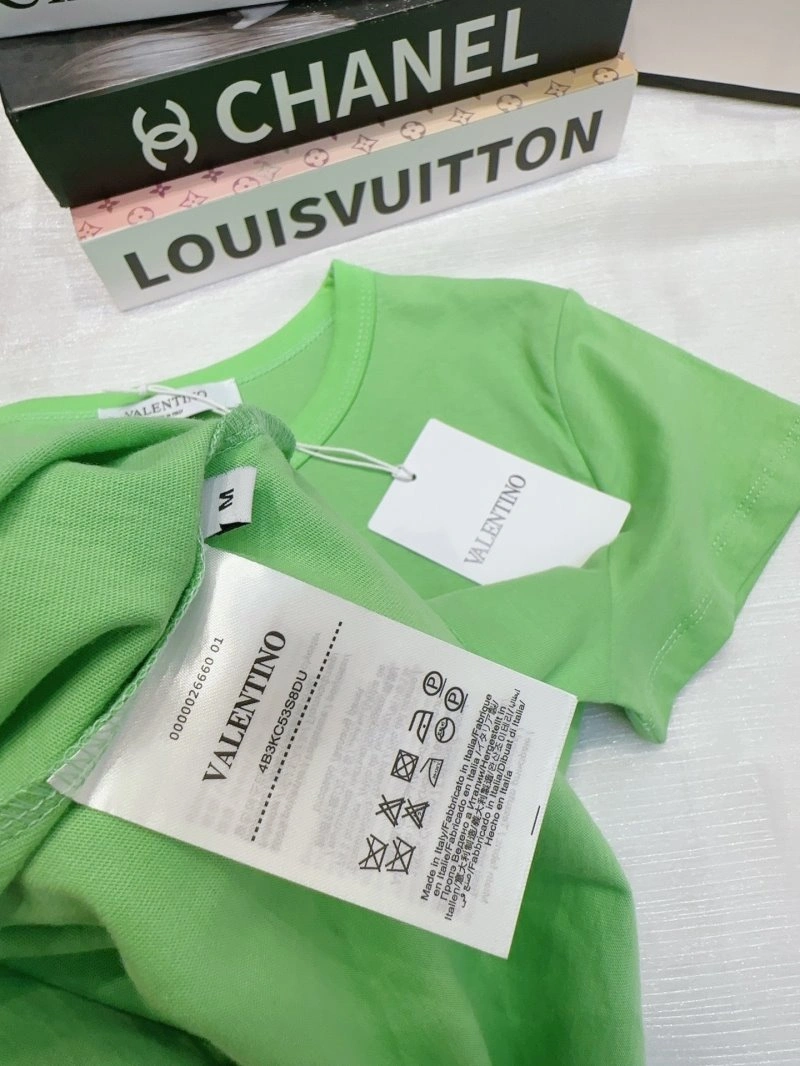 WellDesigned Valentino T-Shirts 174433