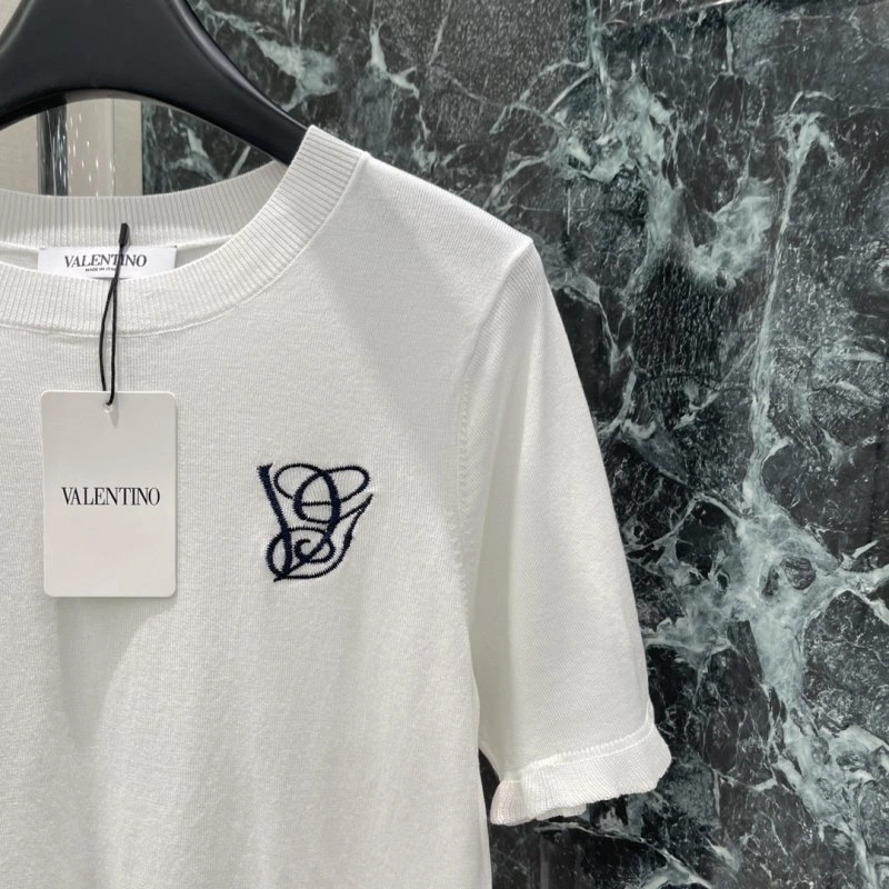 Sleek Valentino T-Shirts 174430