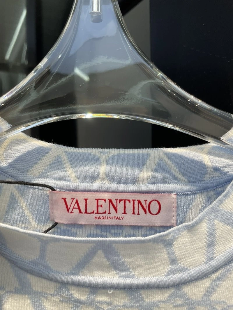 Effortless Valentino T-Shirts 174428