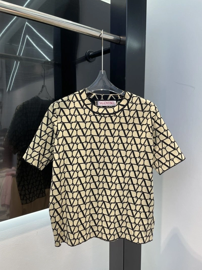 Valentino T-Shirts WellDesigned 174427
