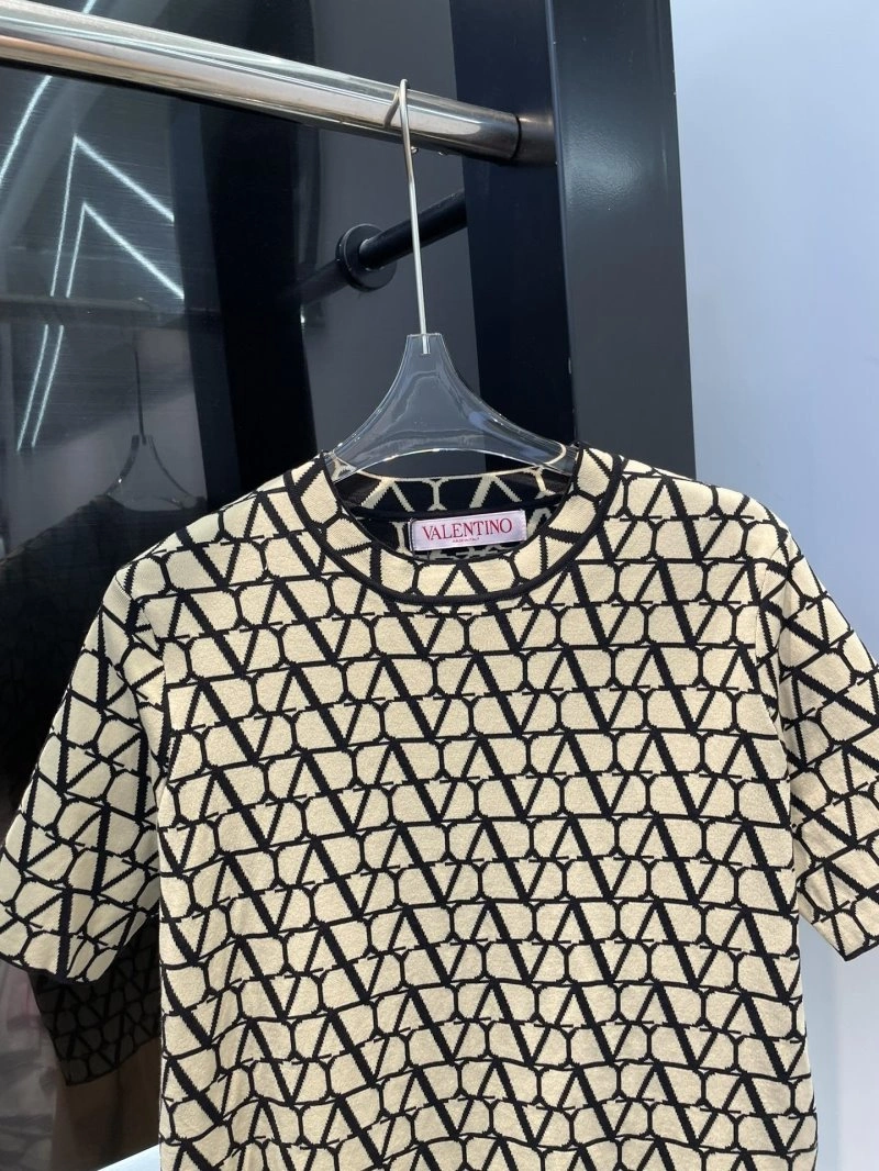 Valentino T-Shirts WellDesigned 174427