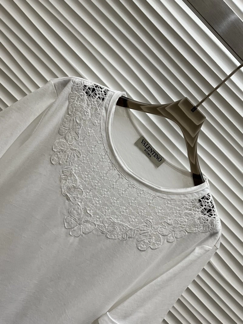 Valentino T-Shirts TimelessDesign 174396