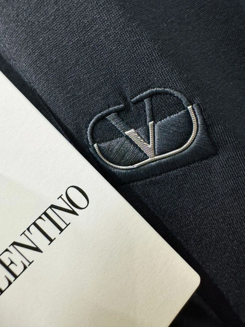 Valentino T-Shirts Unisex 174706