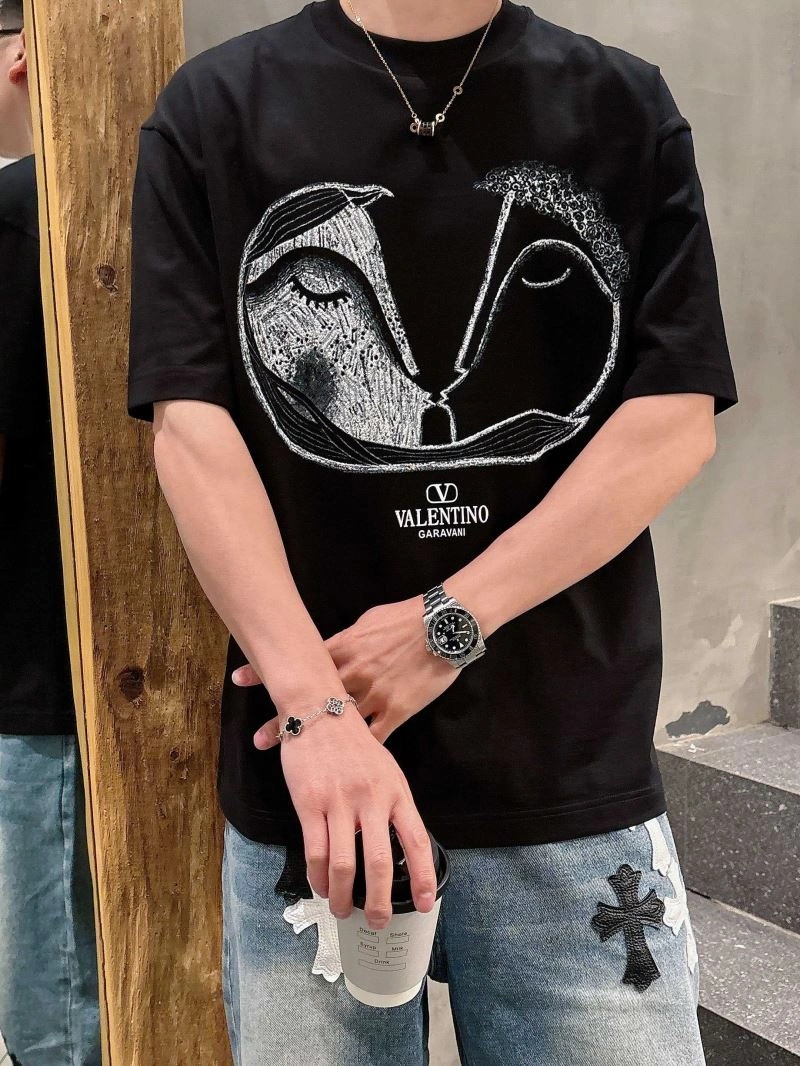 Sustainable Valentino T-Shirts 174671