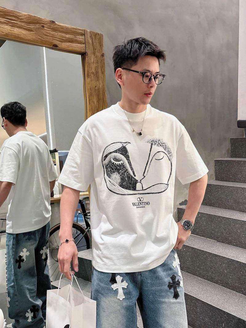 Sleek Valentino T-Shirts 174771