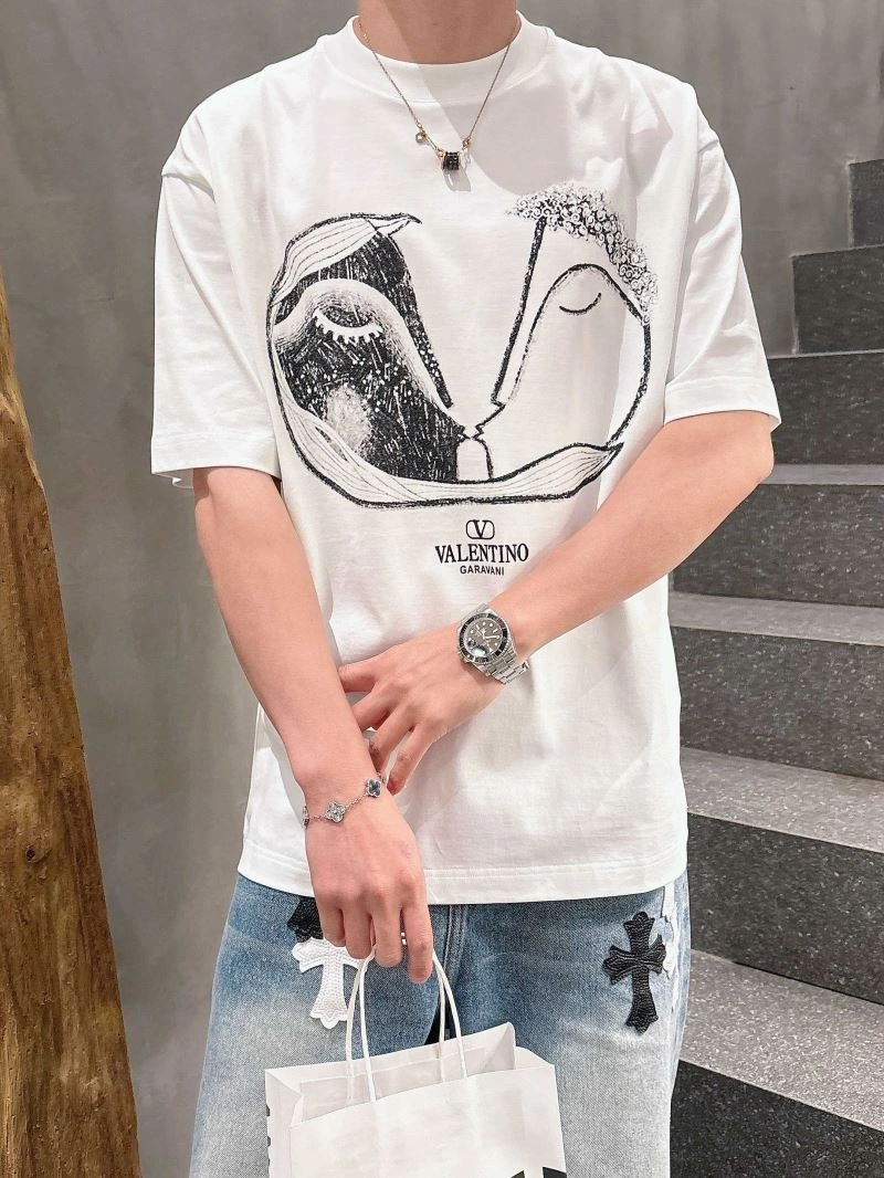 Sleek Valentino T-Shirts 174771