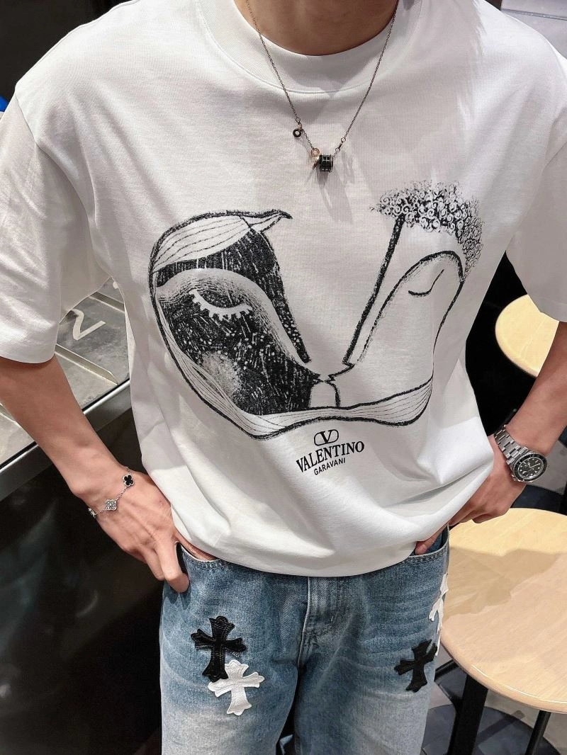 Sleek Valentino T-Shirts 174771