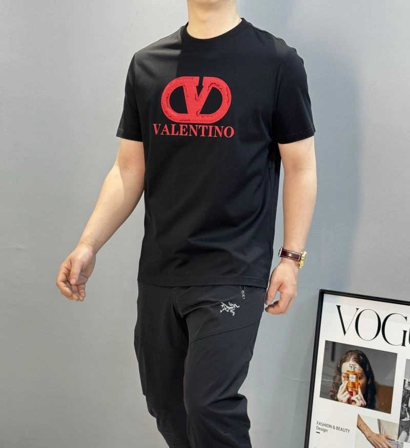 Valentino T-Shirts Unisex 174669
