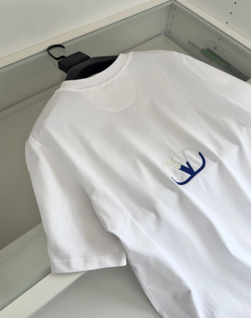 Functional Valentino T-Shirts 174645
