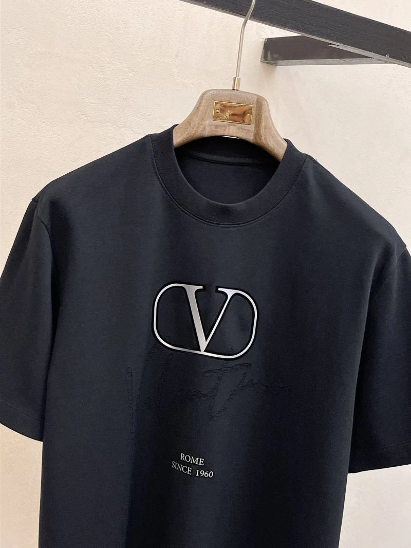 EyeCatching Valentino T-Shirts 174660