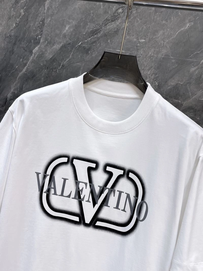 Effortless Valentino T-Shirts 174647