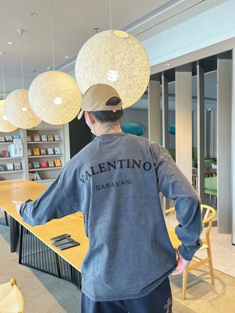 Snug Valentino T-Shirts 174653