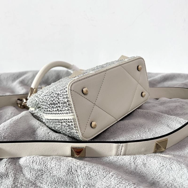 FlexibleFit Valentino Top Handle Bags 59600