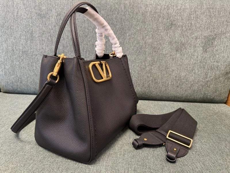 Chic Valentino Top Handle Bags 59540