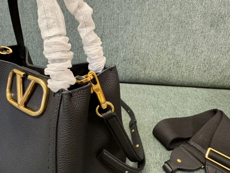 Chic Valentino Top Handle Bags 59540