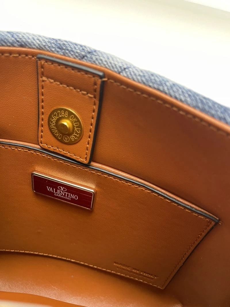 Resilient Valentino Top Handle Bags 81948