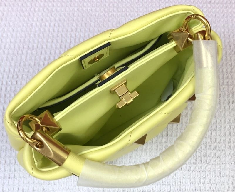 Modern Valentino Top Handle Bags 81928