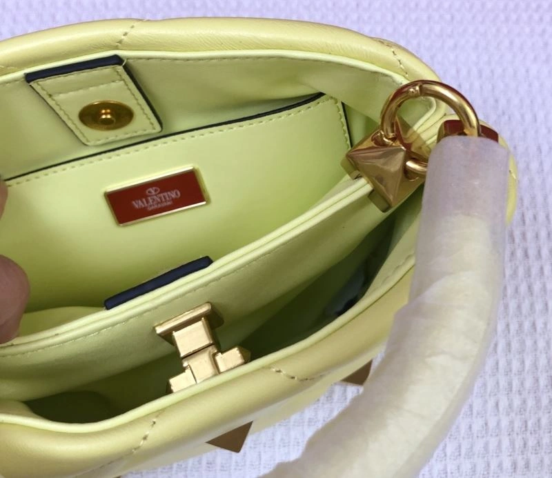 Modern Valentino Top Handle Bags 81928