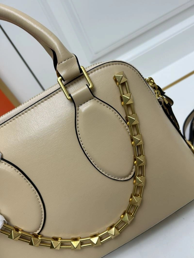 Valentino Top Handle Bags RelaxedFit 81897